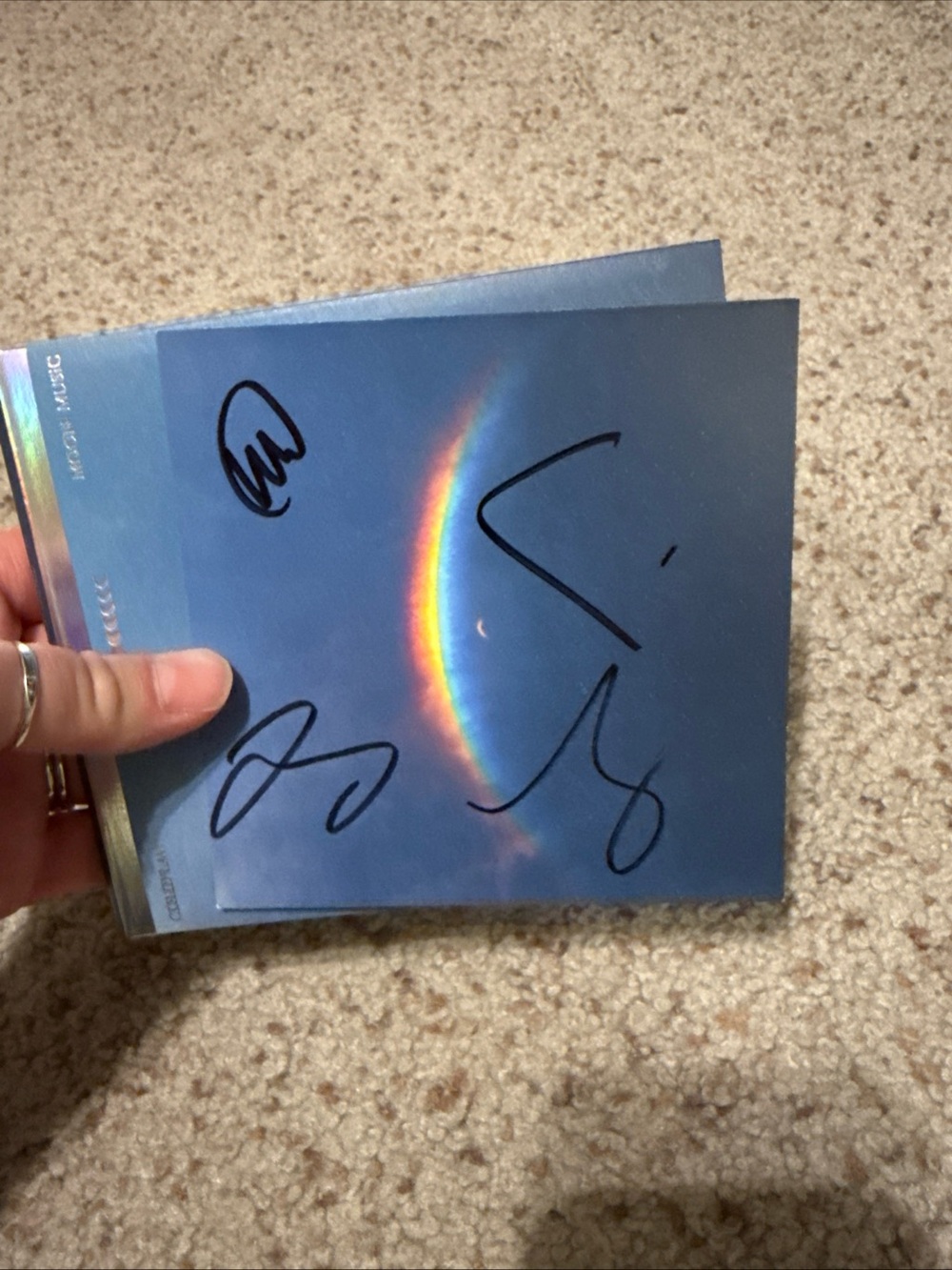 Coldplay “Moon Music” Signed Album - Picture 6 of 6